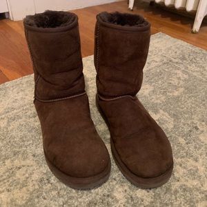 Ugg Short Boot